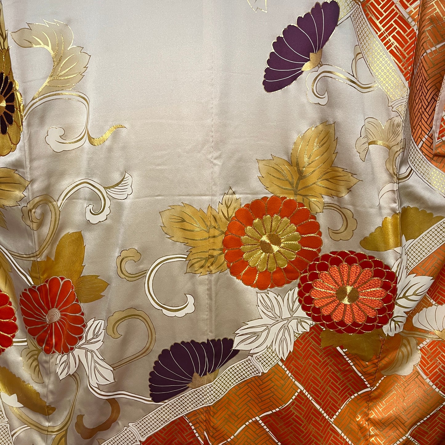 "Autumn Charmer" Vintage Furisode Kimono