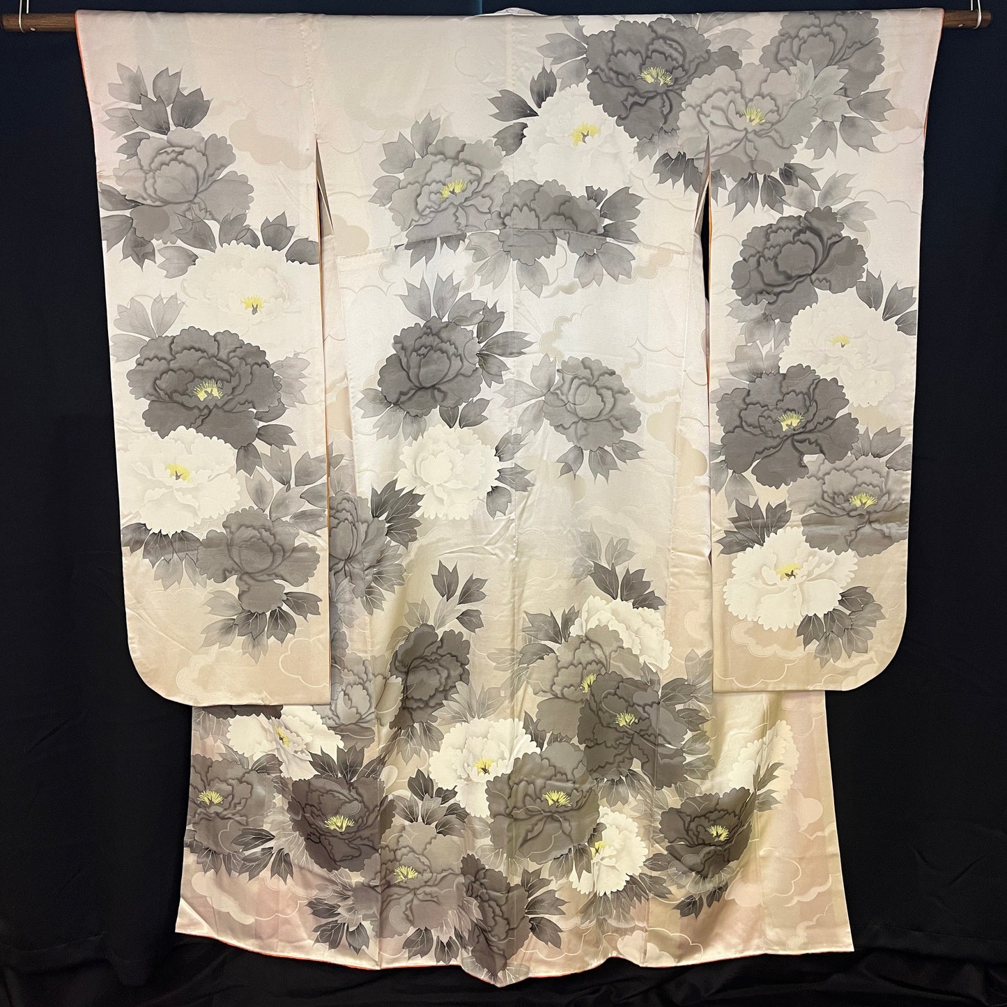 "50 Shades" Vintage Furisode Kimono