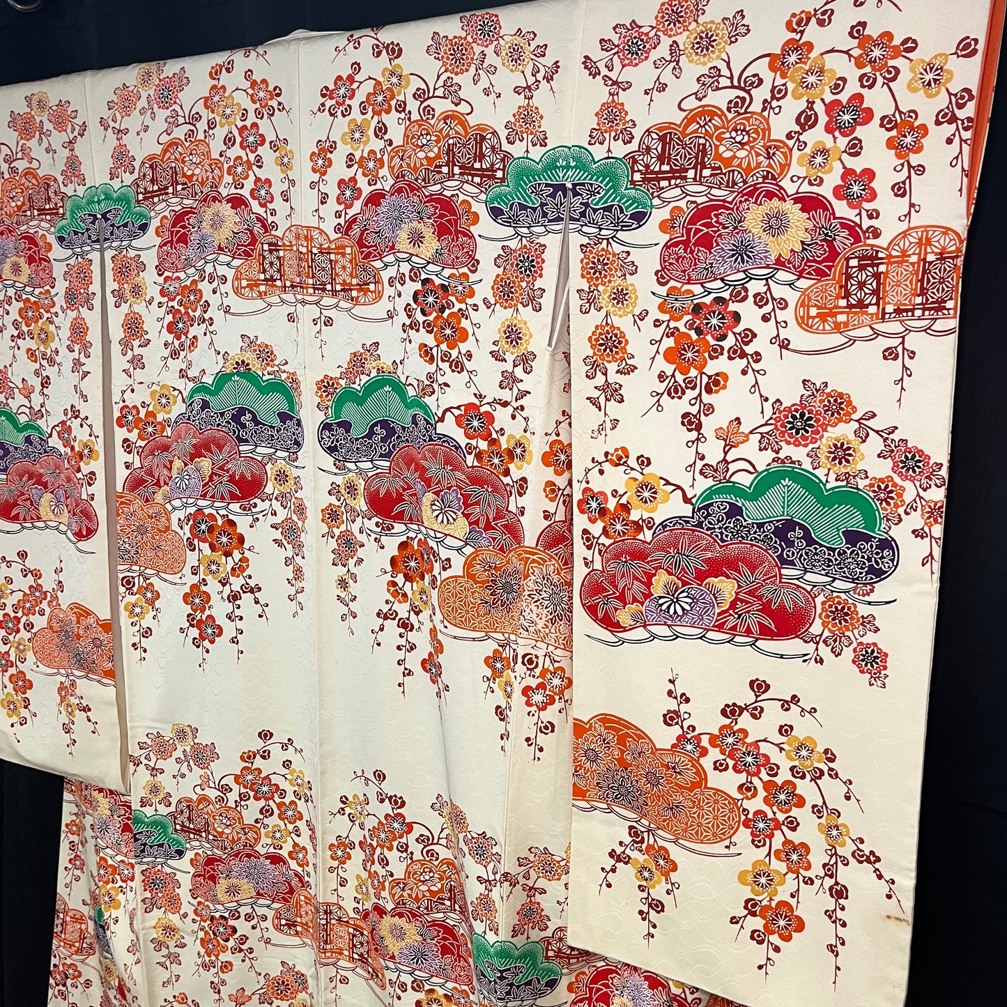 "Bingata Style" Vintage Furisode Kimono