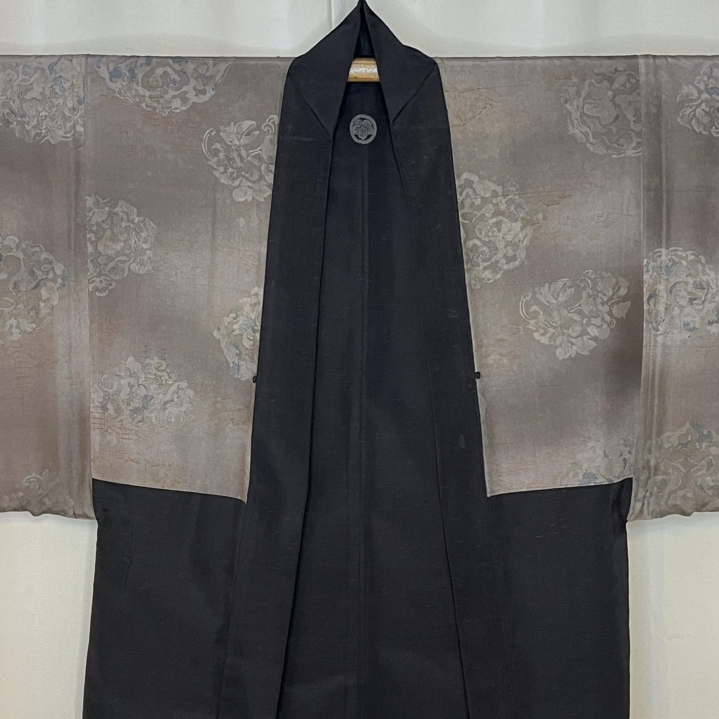 "Subtle Scenes" Vintage Man's Haori