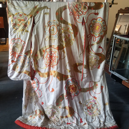 Blemished Wedding Kimono 14