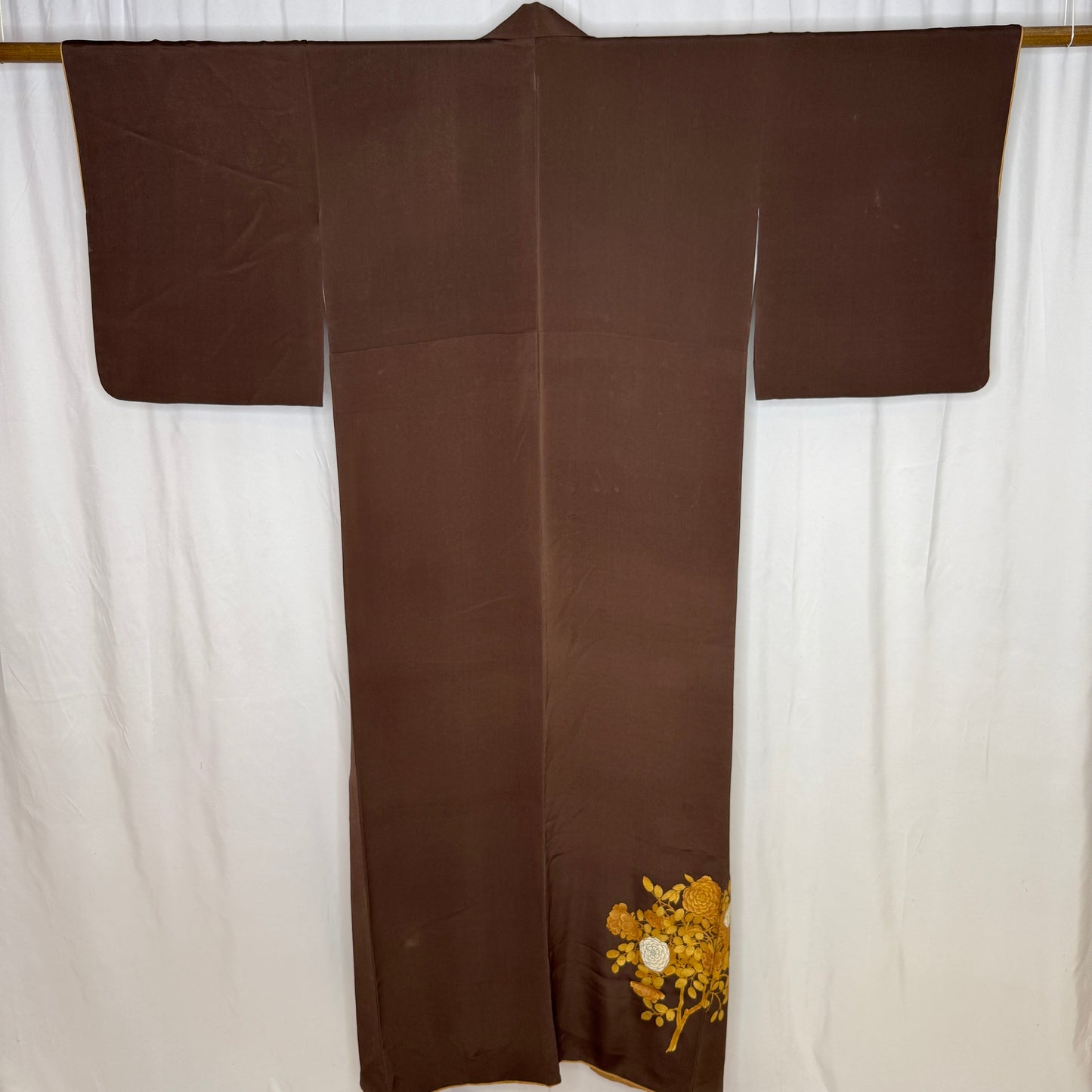 "Woman's Semi-Formal 11" - Blemish Bin Kimono