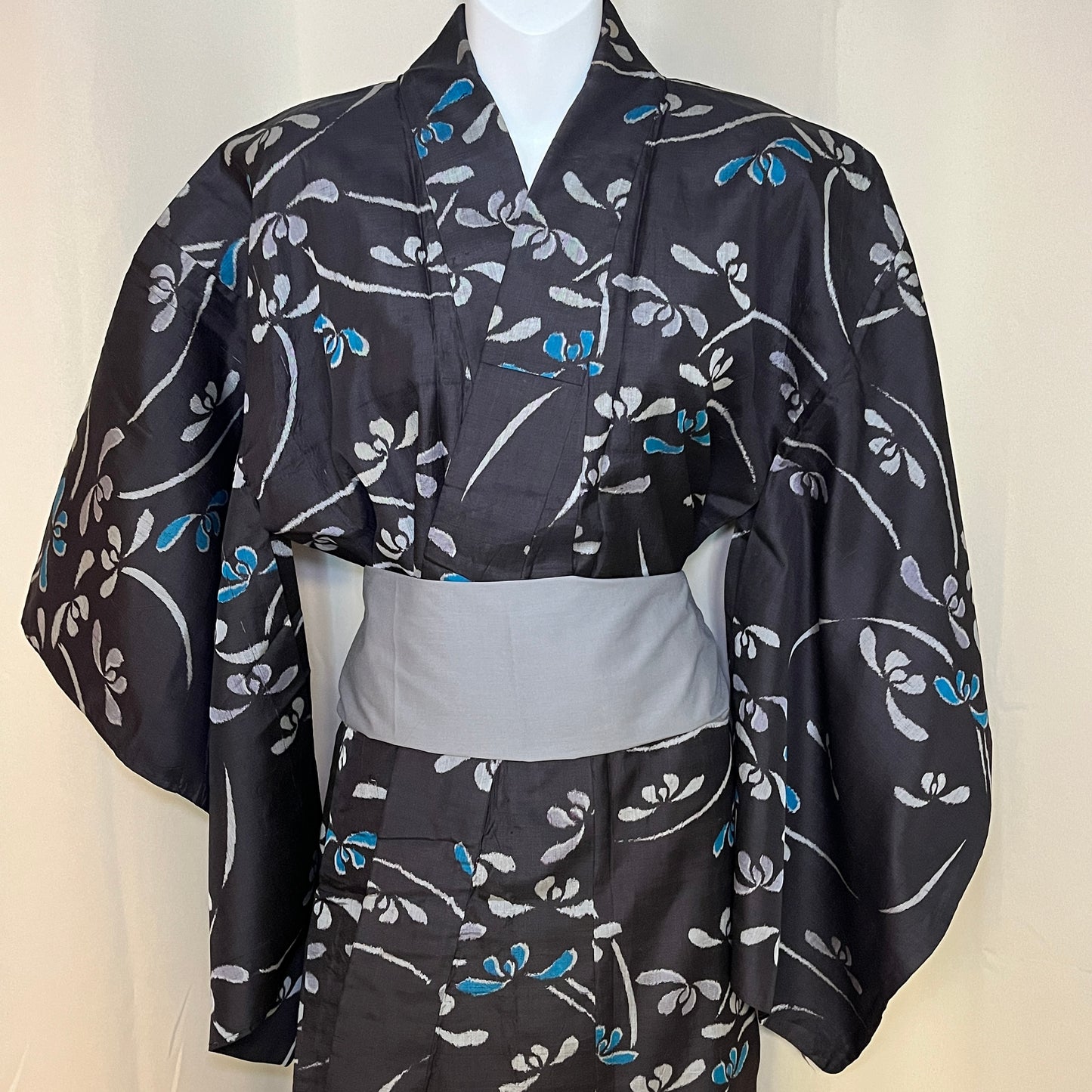 "Brushstroke Blossoms" Vintage Meisen Kimono