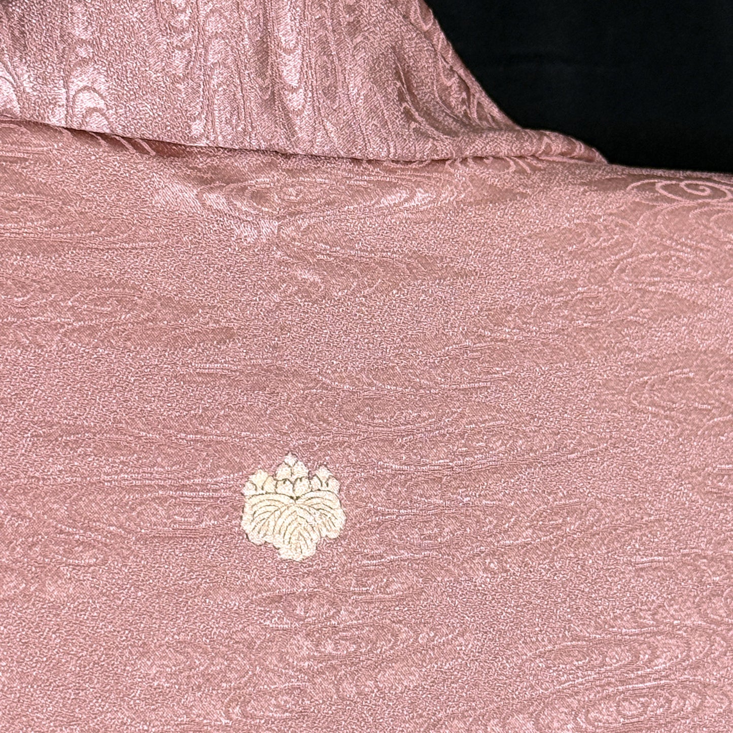 "Swirling Tea" Japanique Robe