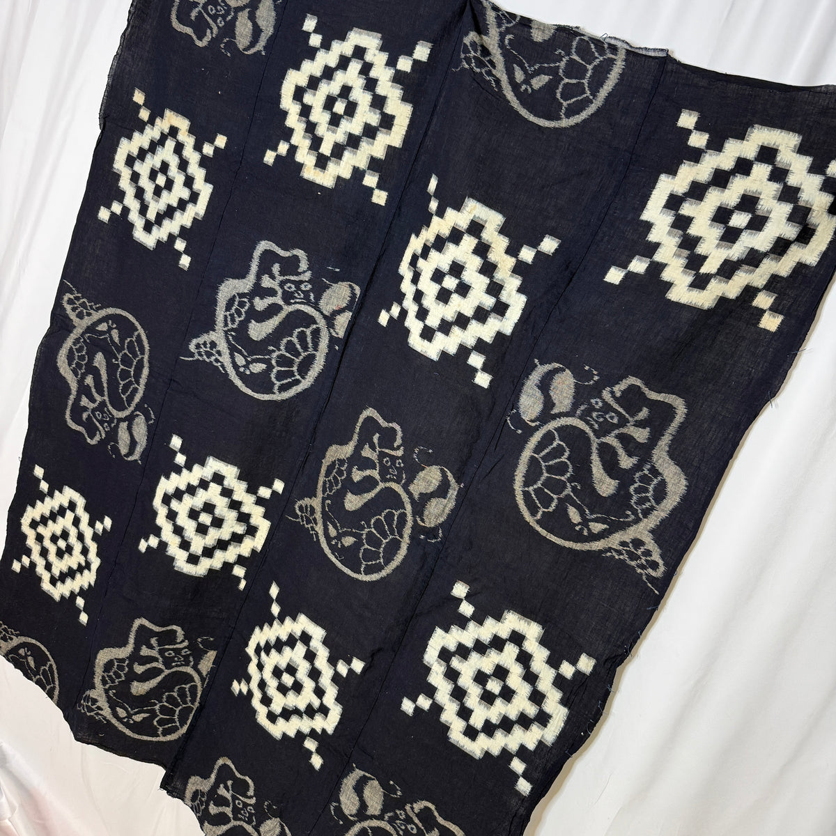 "Daruma Dreams" Vintage Futon Cover