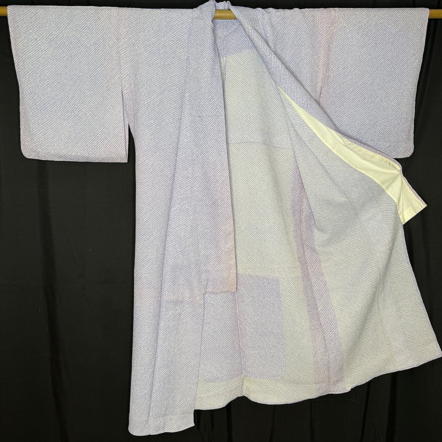 "Wisteria Drift" Japanique Robe