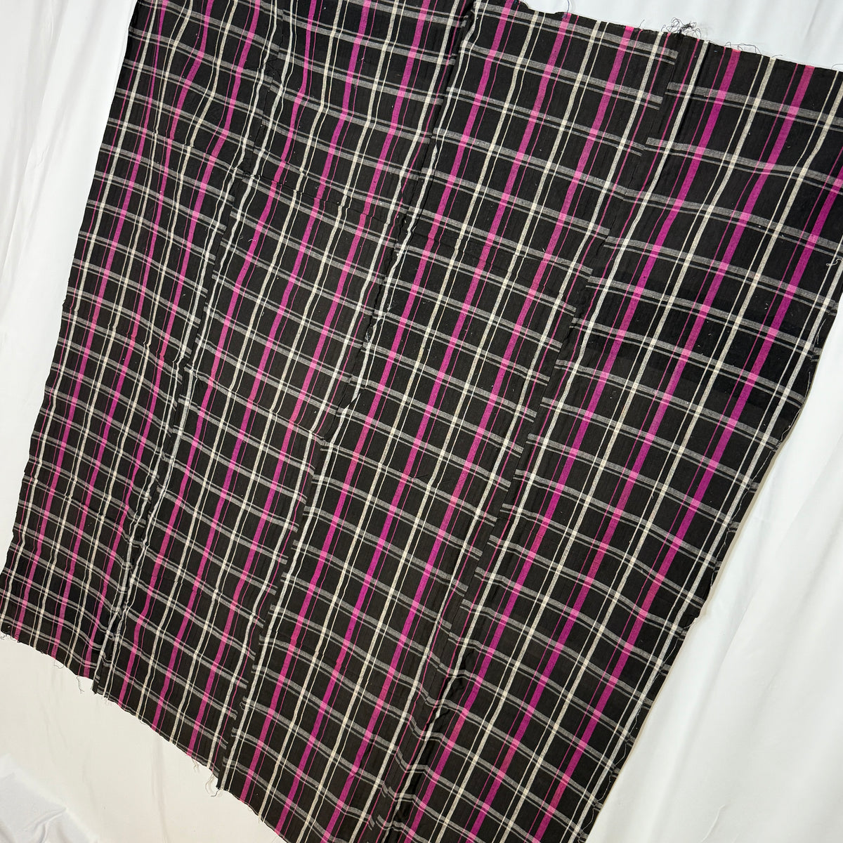 "Berry Plaid" Vintage Futon Cover