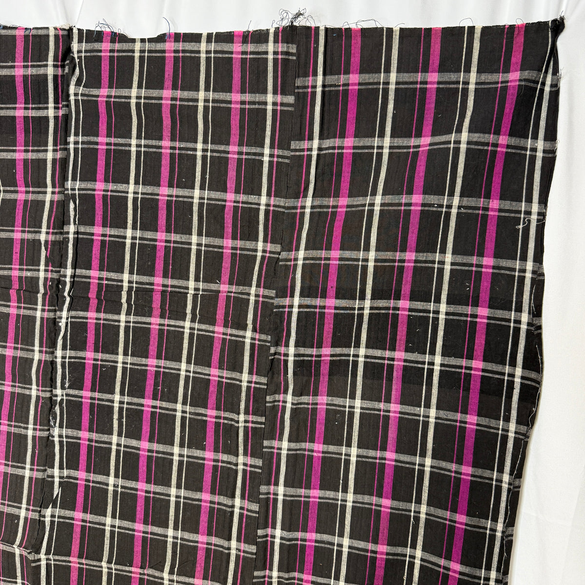 "Berry Plaid" Vintage Futon Cover