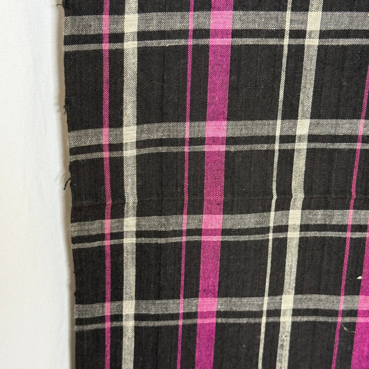 "Berry Plaid" Vintage Futon Cover