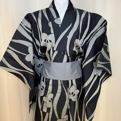 "Rising Bellflower" Vintage Meisen Kimono