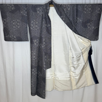 "River Pebbles" Japanique Robe