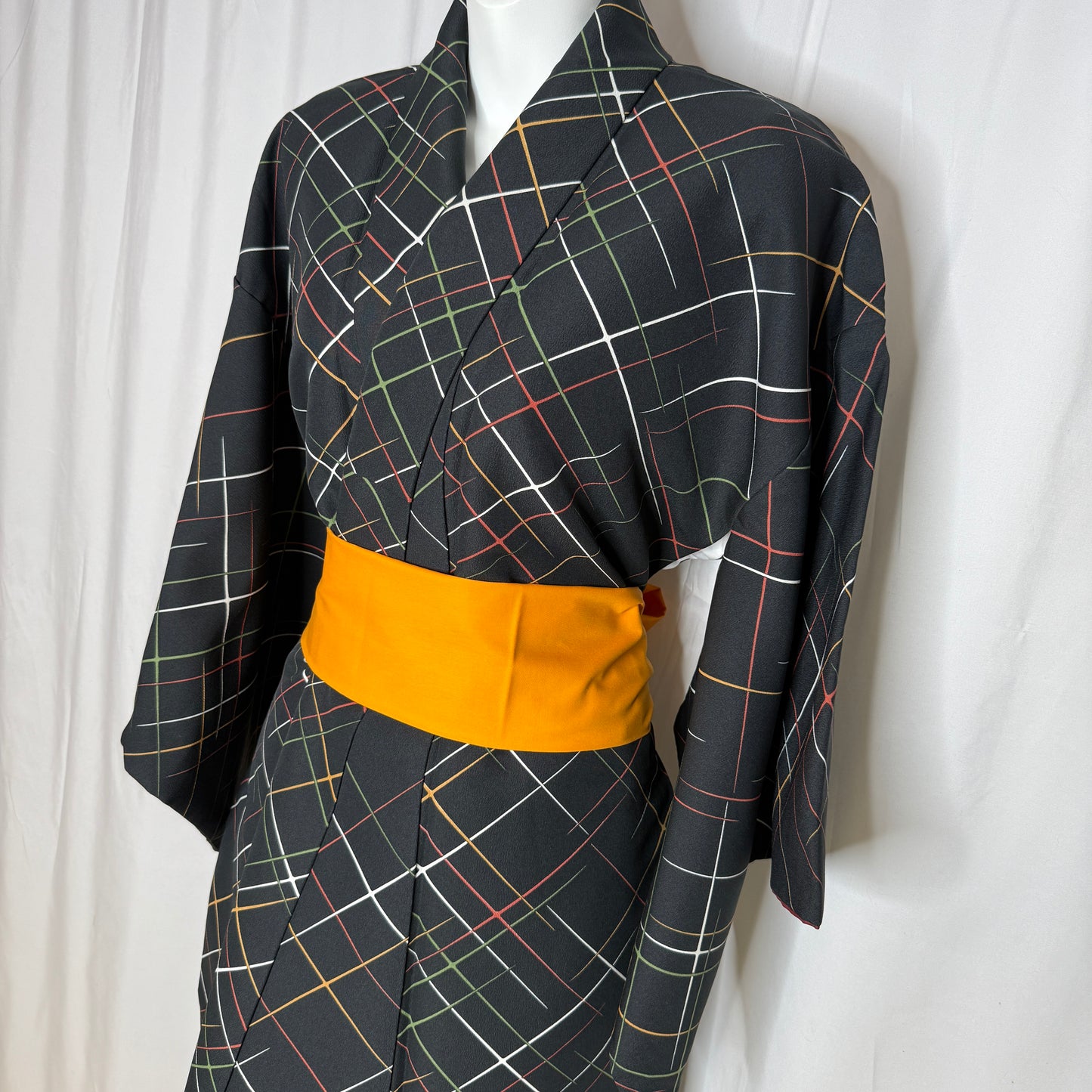 "Retro Frequency" Japanique Robe