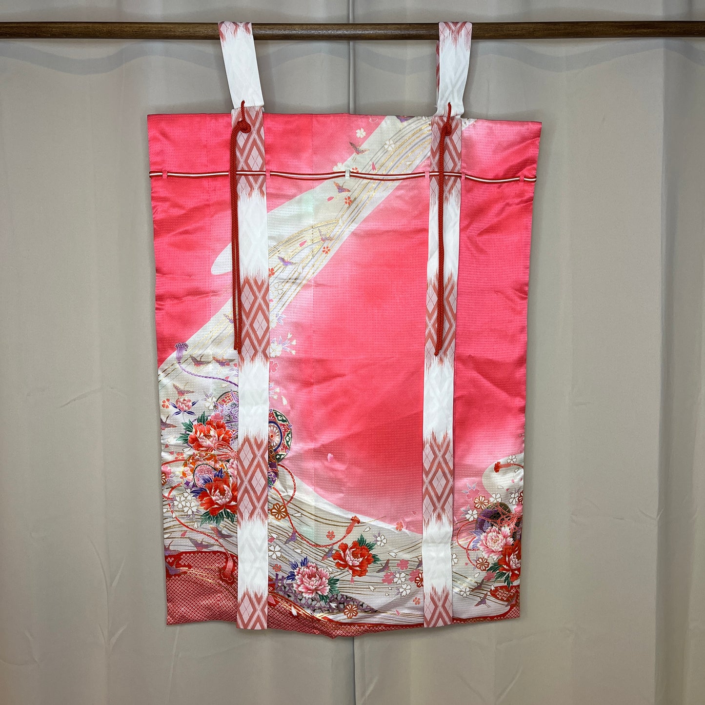 "Floral Sweep" Hanayome Curtain