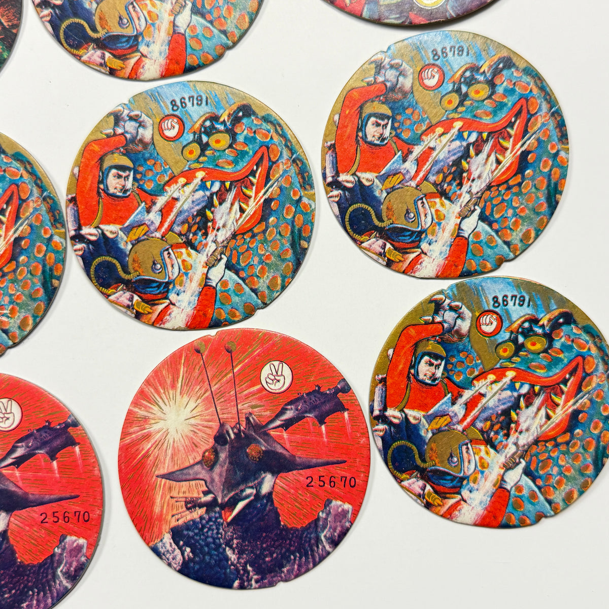 "Sci-Fi Creatures Mix" Menko Card Set