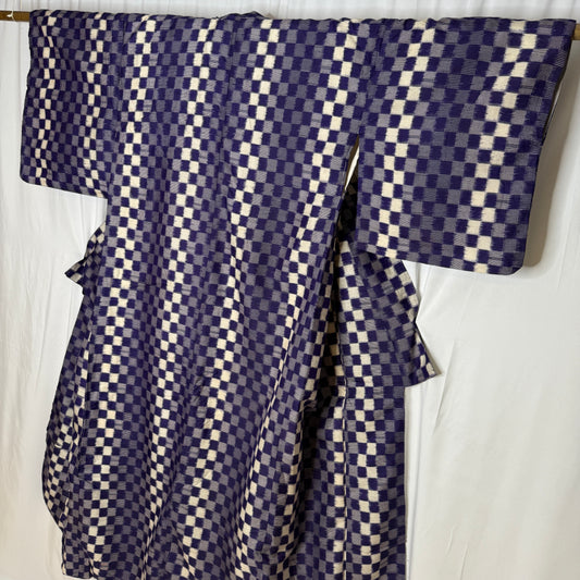 "Ichimatsu Ikat" Vintage Woman's Kimono