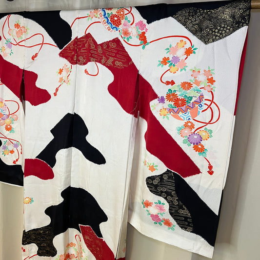 "Temari Fun" Untailored Furisode