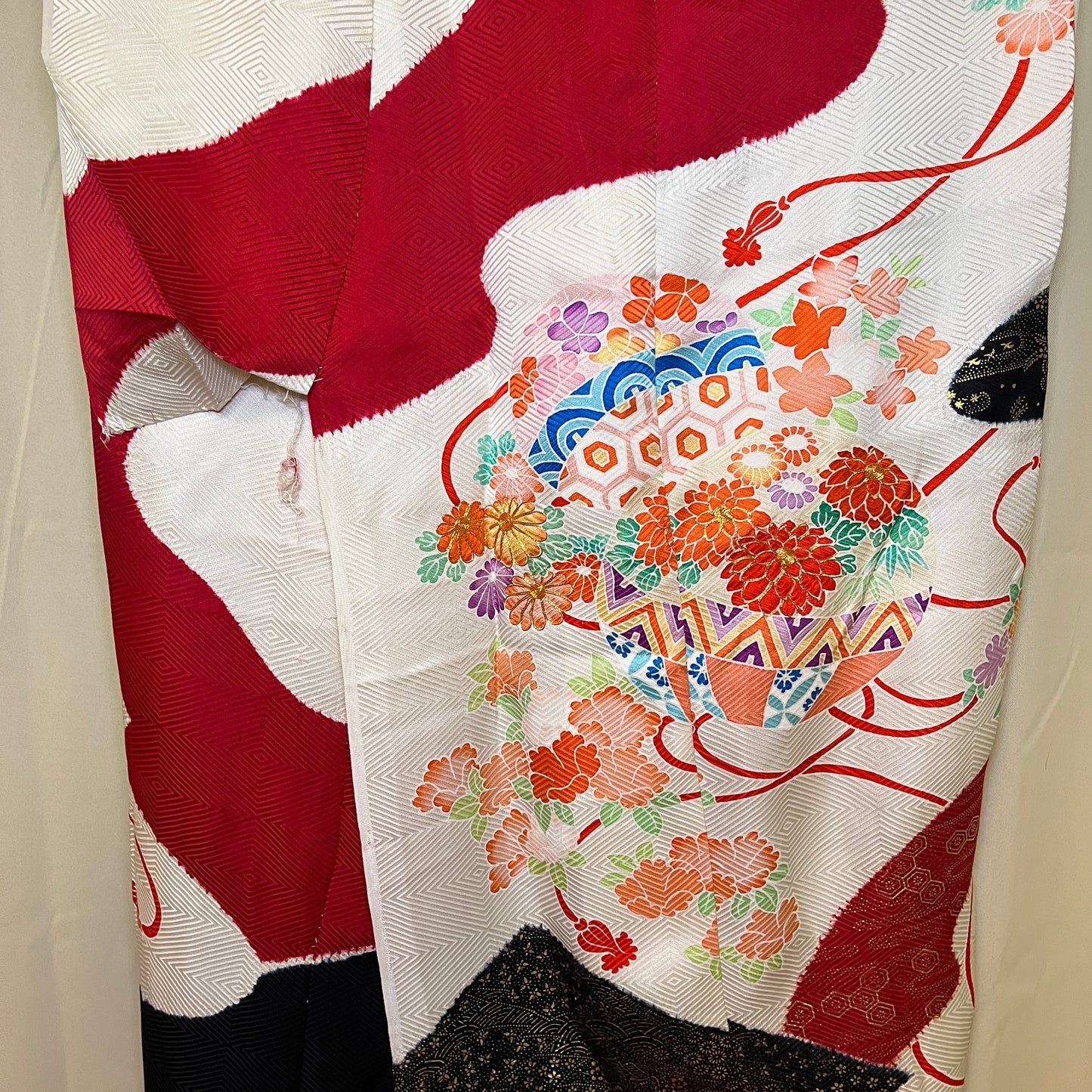 "Temari Fun" Untailored Furisode