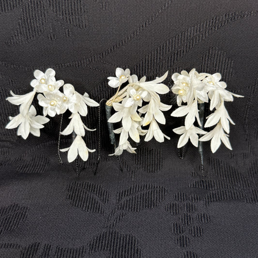 "White Wisteria" Vintage Kanzashi Hair Pins