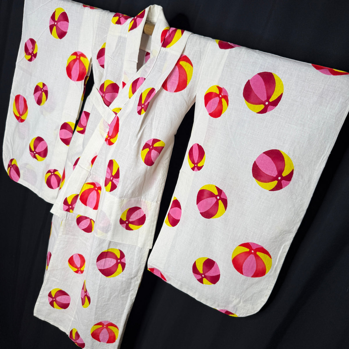"Summer Bounce" Vintage Child's Yukata Kimono