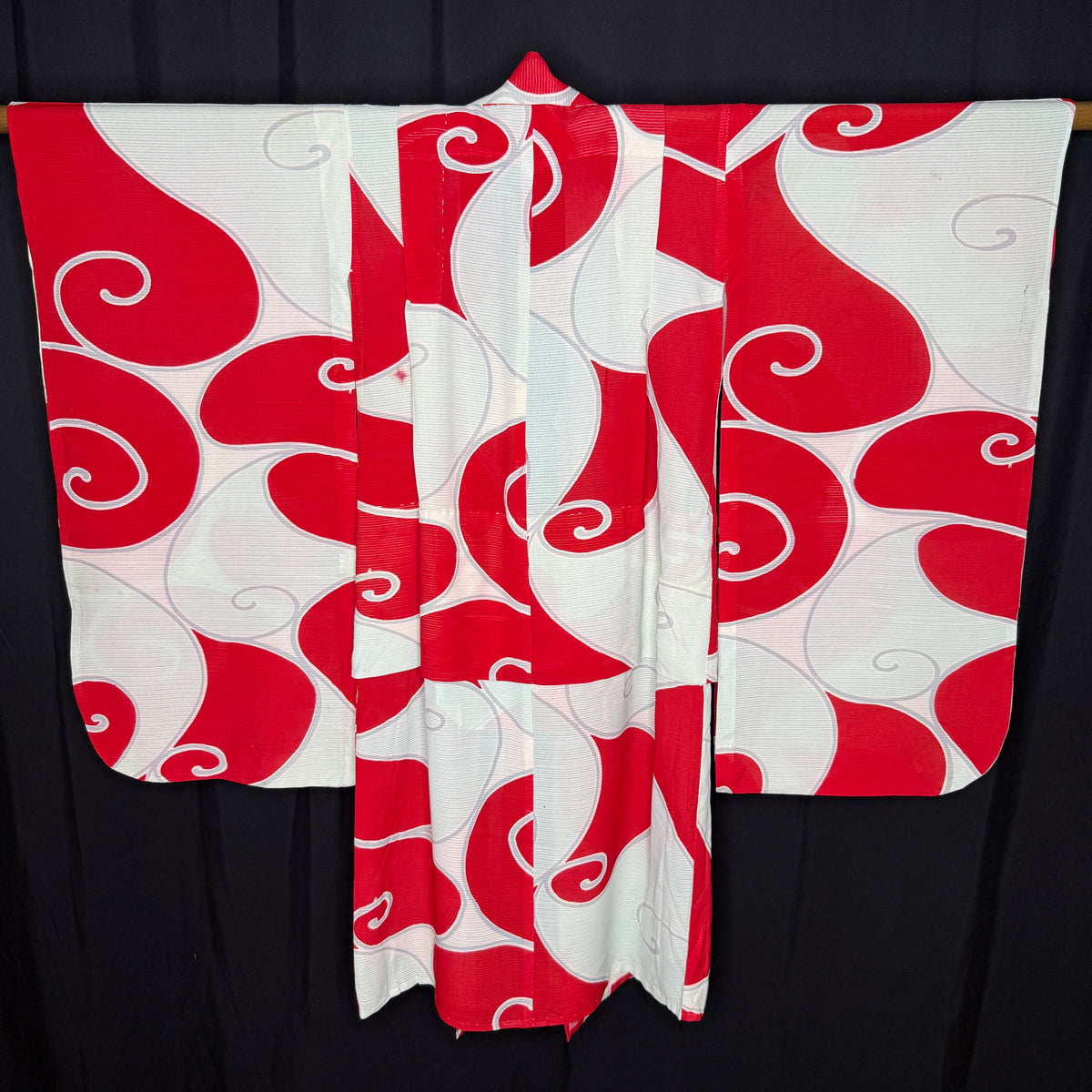 "Cherry Twist" Vintage Girl's Kimono