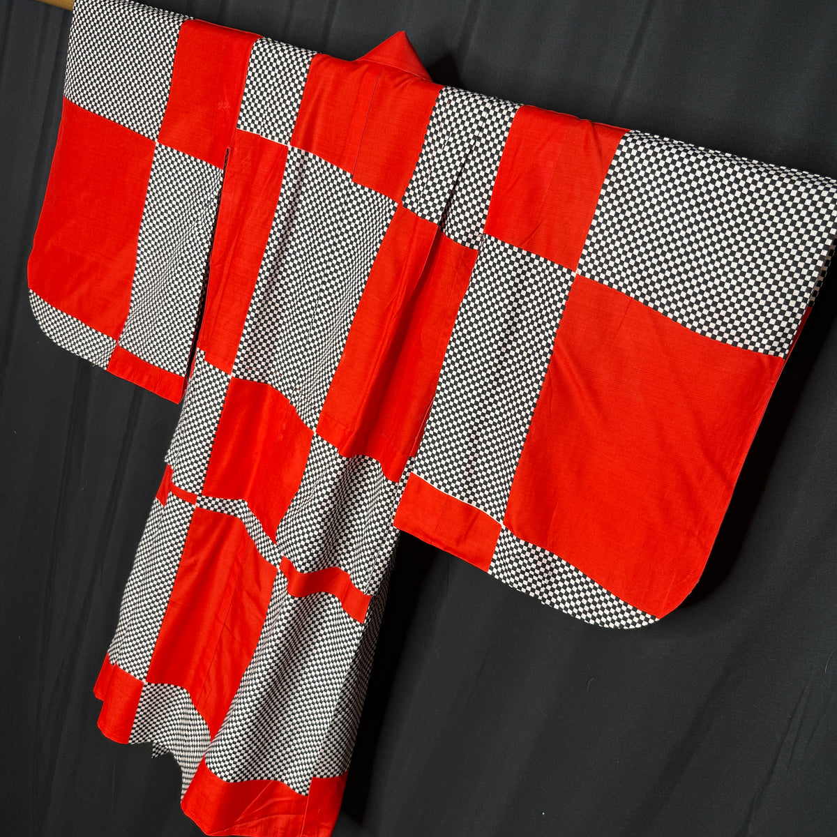"Checkerboard Chic" Vintage Girl's Kimono