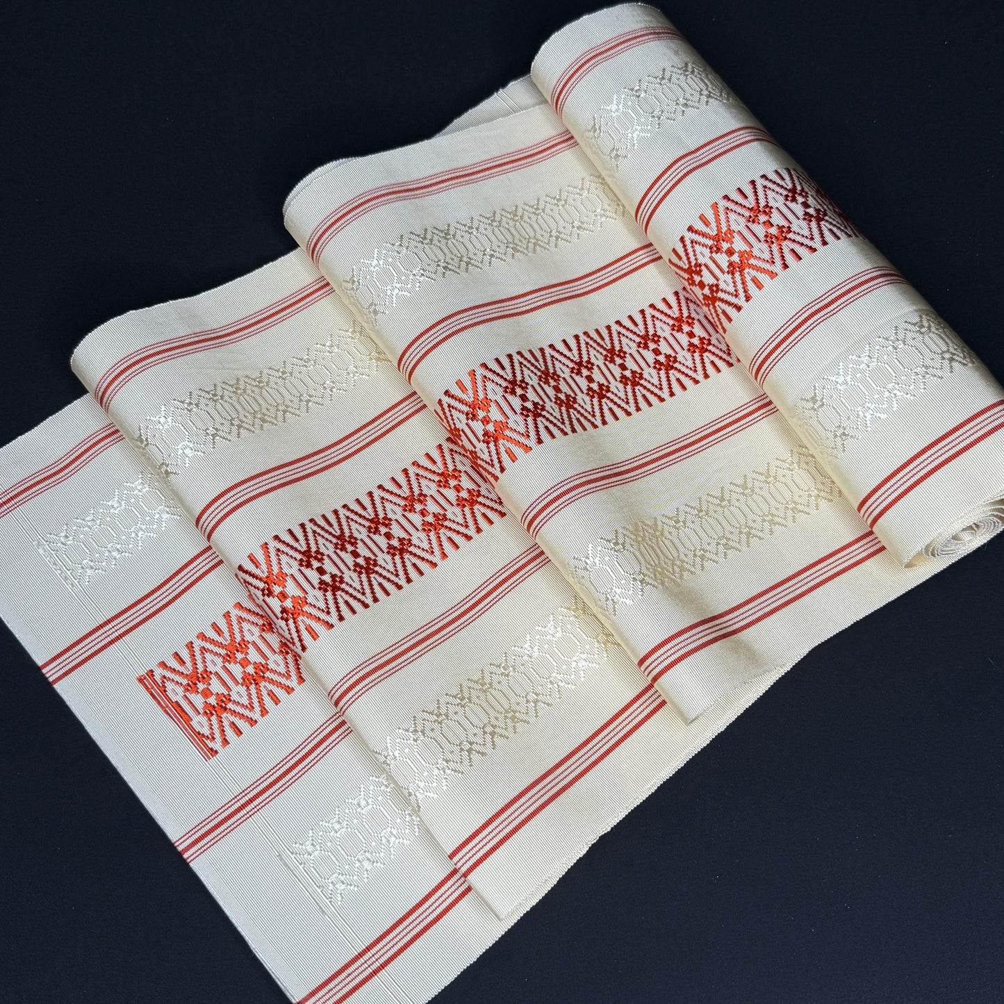 "Hakata - Red on White" Vintage Obi BOLT