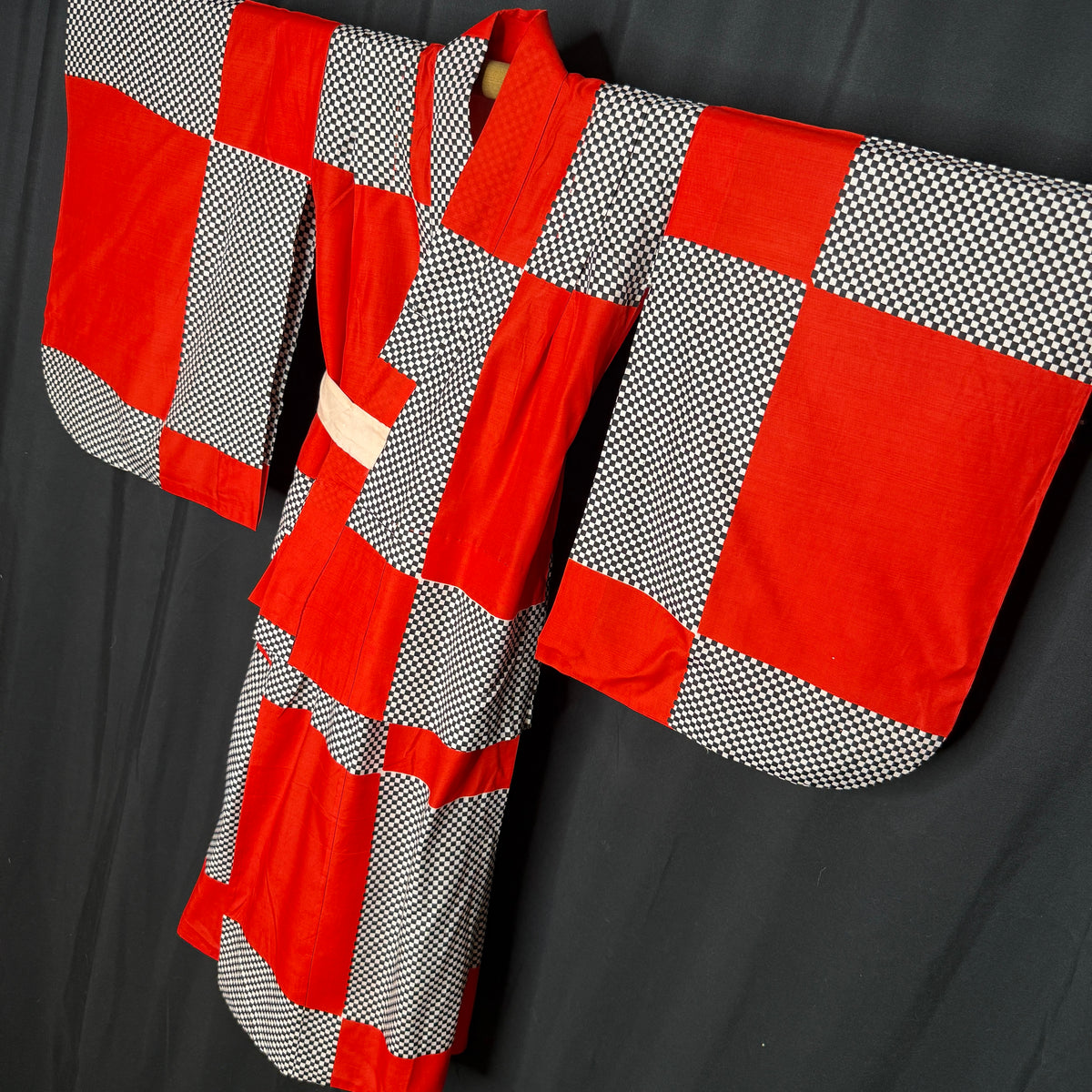 "Checkerboard Chic" Vintage Girl's Kimono