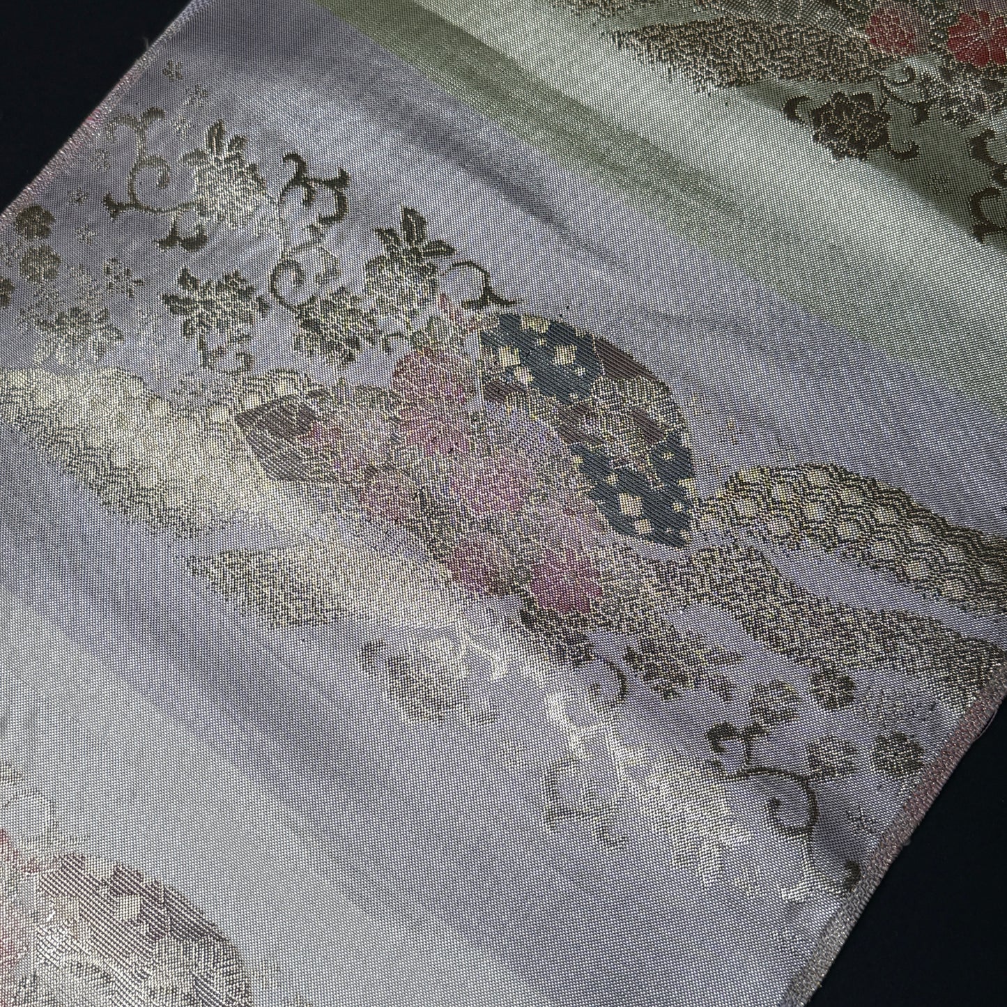 "Floral Petals" Obi Sampler BOLT