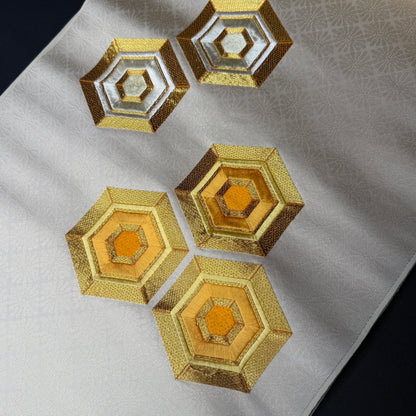 "Finer Things" Vintage Obi BOLT