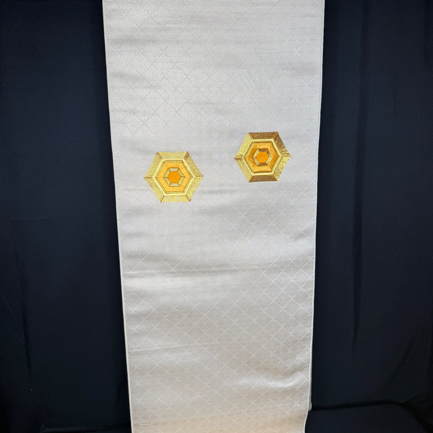 "Finer Things" Vintage Obi BOLT