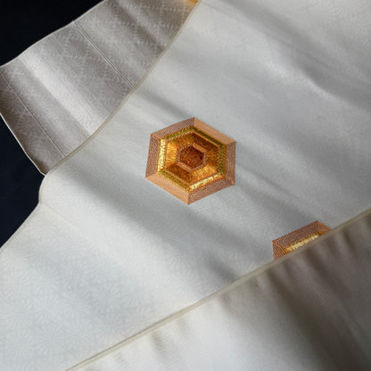 "Finer Things" Vintage Obi BOLT