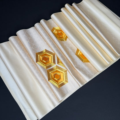 "Finer Things" Vintage Obi BOLT