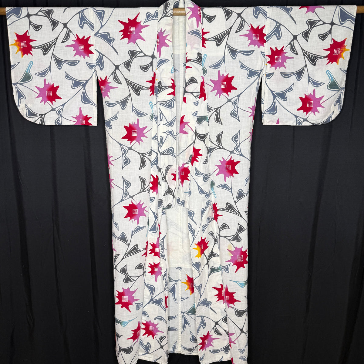 "Starburst Flowers" Vintage Teen Girl's Yukata Kimono