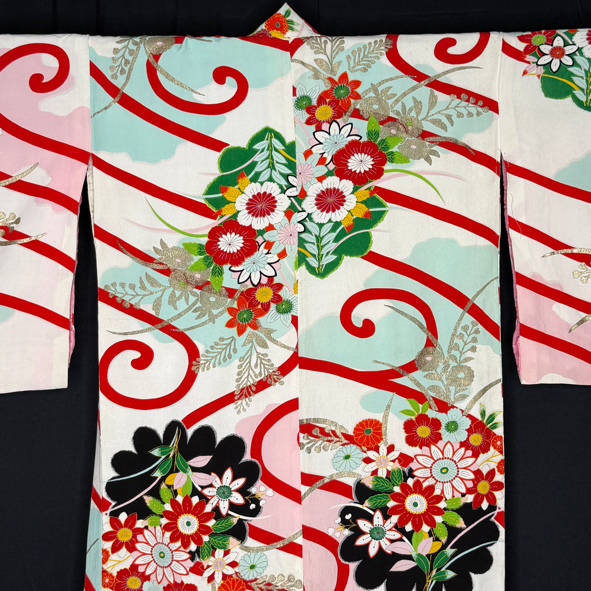 "Garden Gala" Vintage Teen Girl's Kimono