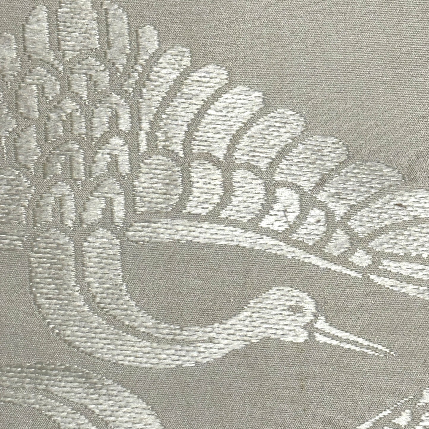 "Twin Cranes" Maru Obi