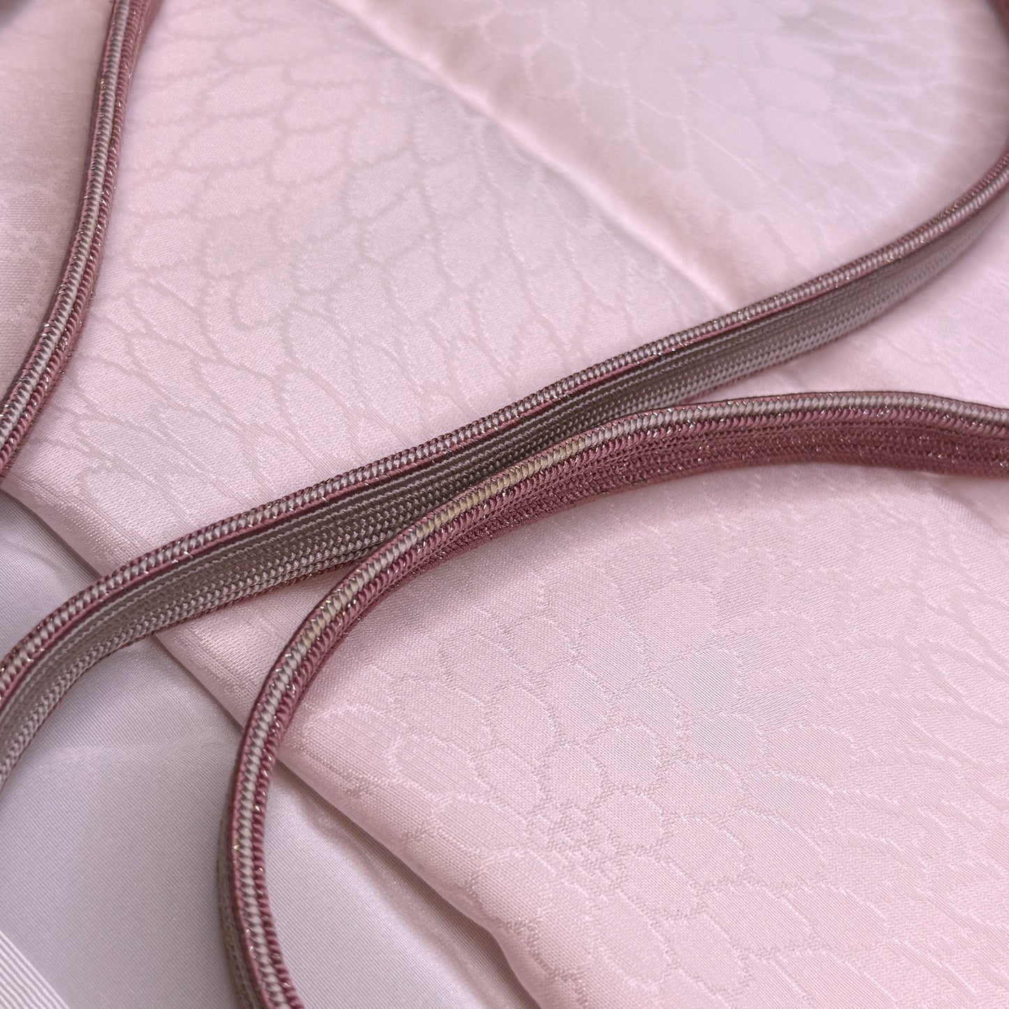 "Blush Chrysanthemum" Obiage Obijime Set