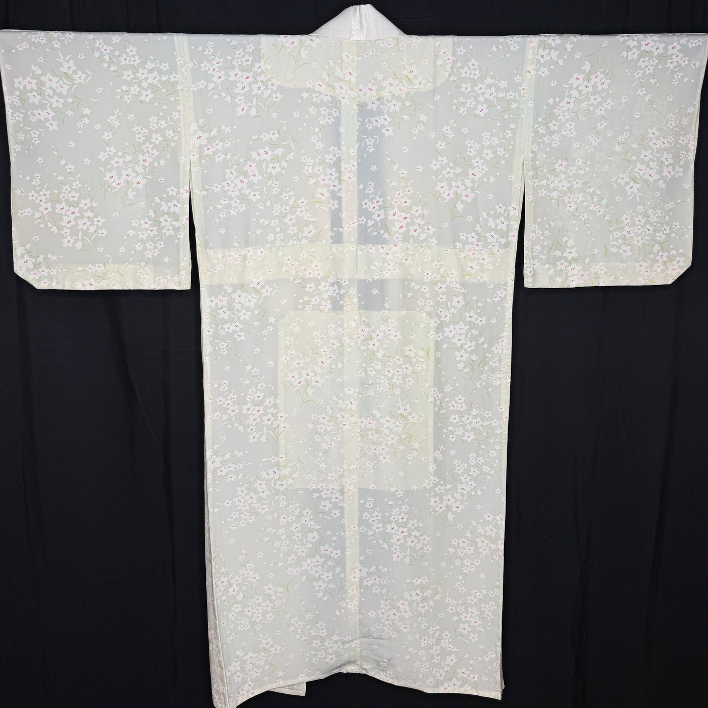 "Bellflower Dewdrops" Vintage Juban Underkimono