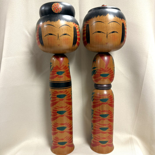 "Ogasawara Yoshio" Vintage Kokeshi Doll Pair