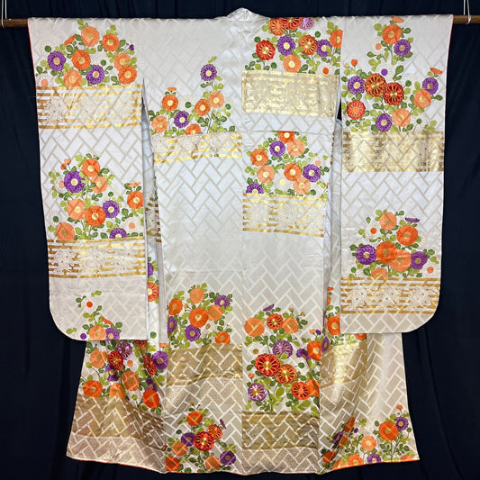 "Higaki Mums" Vintage Furisode Kimono