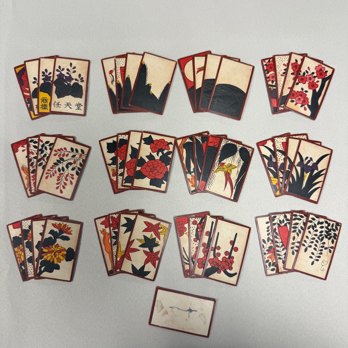 "Trademark Red Set" Vintage Hanafuda Card Game