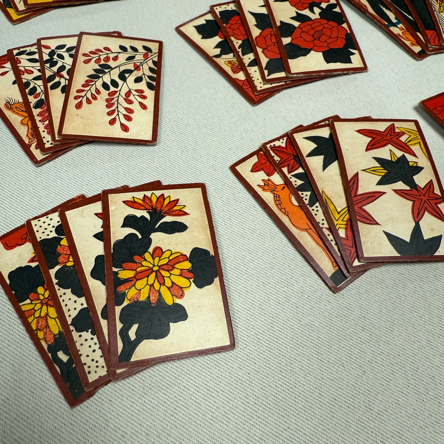 "Trademark Red Set" Vintage Hanafuda Card Game