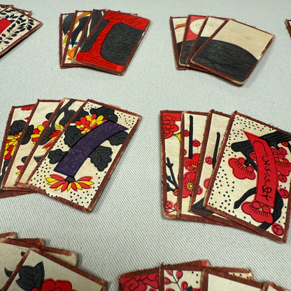 "Retro Appeal" Vintage Hanafuda Card Game