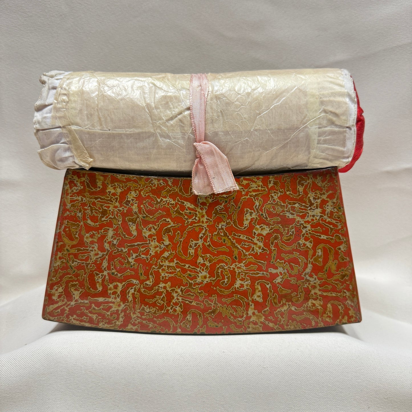 "Beauty Sleep" Takamakura Geisha Pillow