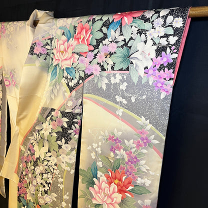 "Floral Embrace" Vintage Furisode Kimono