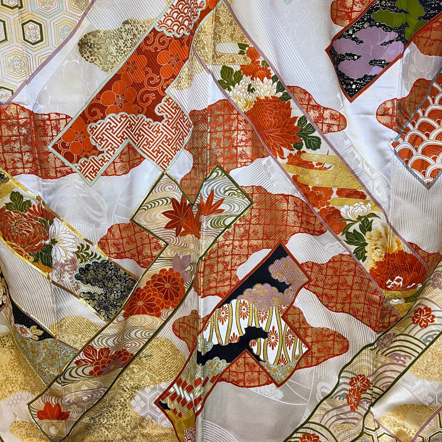 "Golden Opulence" Vintage Furisode Kimono