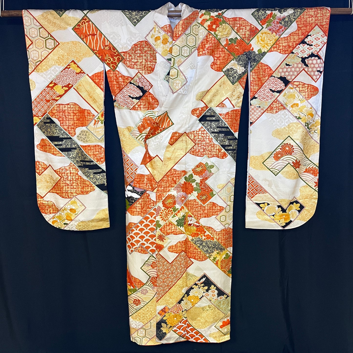 "Golden Opulence" Vintage Furisode Kimono