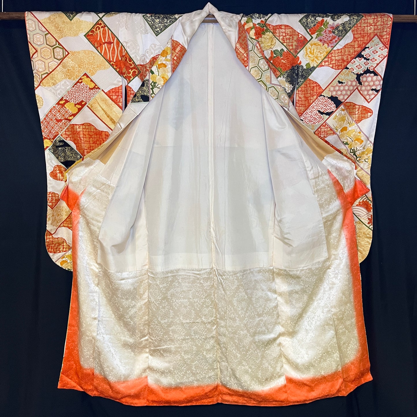 "Golden Opulence" Vintage Furisode Kimono