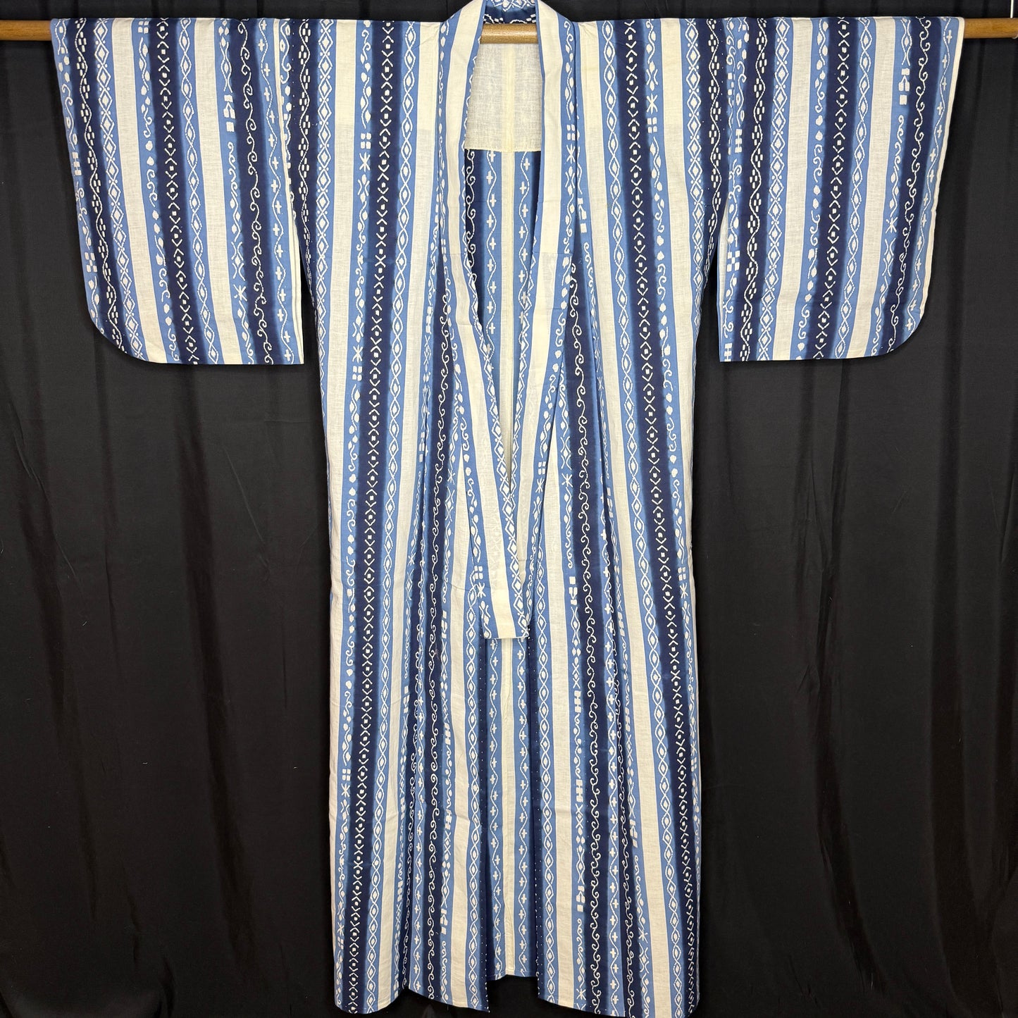 "Blue Ribbon" Vintage Japanese Yukata