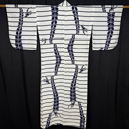 "Kotobuki" Vintage Japanese Yukata