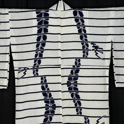 "Kotobuki" Vintage Japanese Yukata